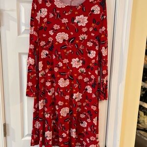 Ladies Size 1X OLD NAVY Chic Floral Long Sleeve Dress in Red GUC